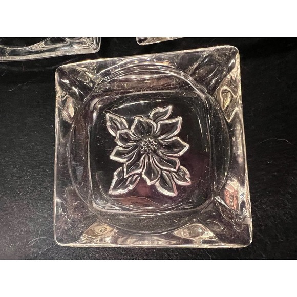 Square Glass Ashtrays - set of four - Picture 3 of 10